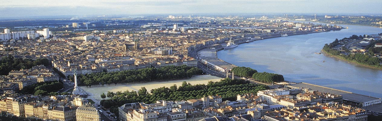 Bordeaux an der Beuge des Garonne